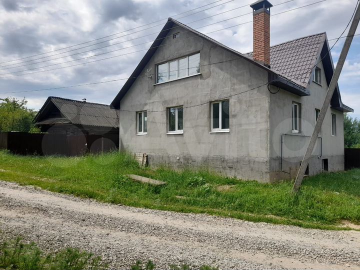 Дом 270,8 м² на участке 43 сот.