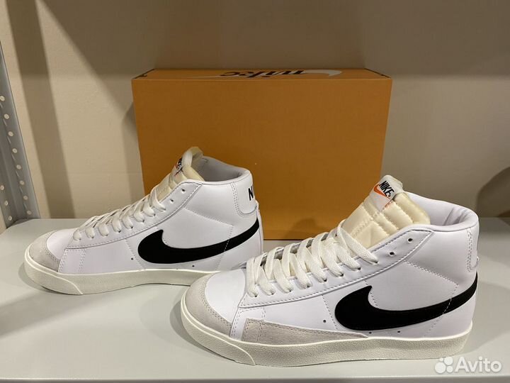 Кроссовки Nike blazer