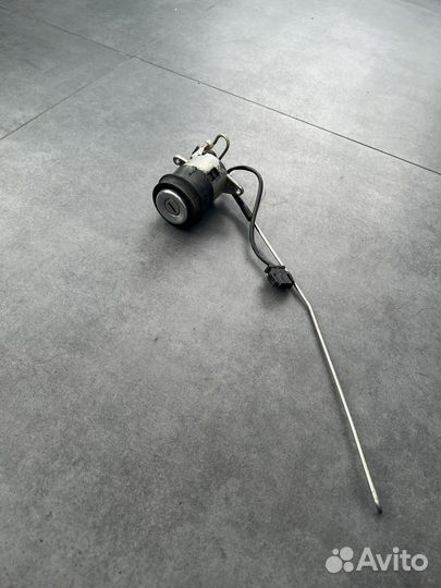 Замок багажника audi a6 c4