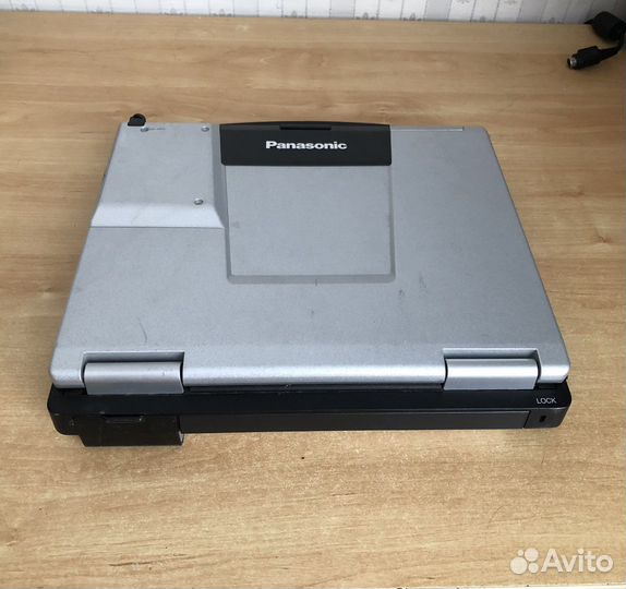 Полузащищенный ноутбук Panasonic Toughbook CF-74