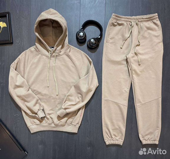 Костюм худи и брюки
