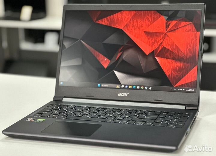 Игровой ноутбук Ryzen 7 5700U Rtx 3050 16/512