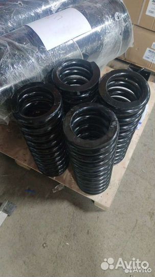 Пружина механизма подъема и опускания трапа Политр