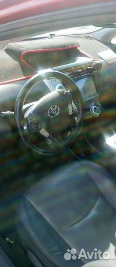 Toyota Prius V 1.8 AT, 2012, 159 000 км