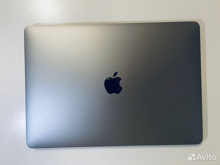 Macbook pro 13 2019 touch bar