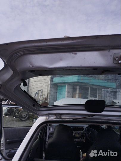Дверь багажника Honda Logo GA3 D13B 1997