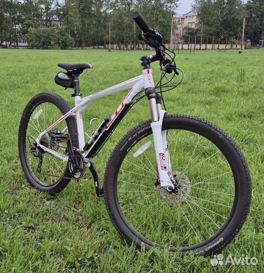 Крутой GT avalanche elite рама M, 27.5