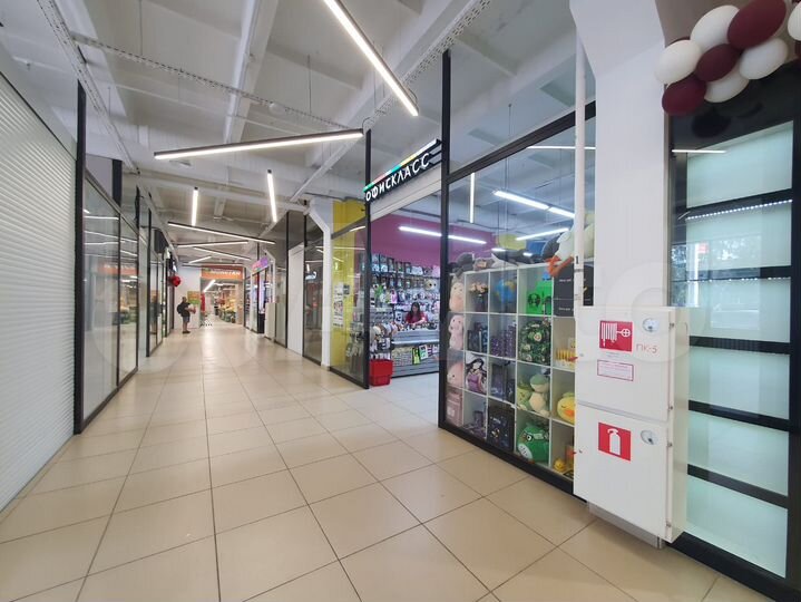 45 м² в проходимом ТЦ на галле