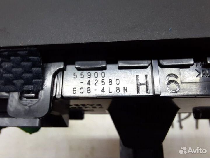 Блок управления климат-контролем Toyota Rav4 50