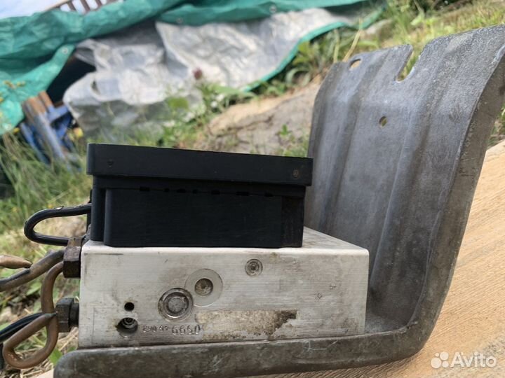 Блок ABS volvo s80