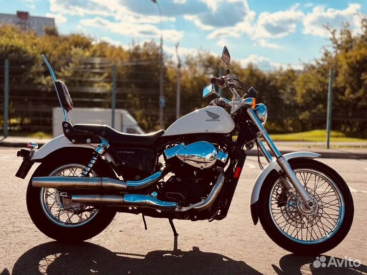 Honda VT750S shadow