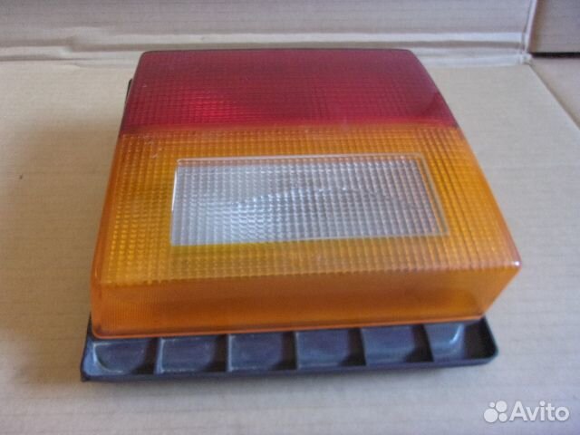 Ауди 80 Б2 84-86 г. фонарь задний левый внутренний