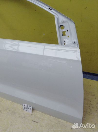 Volkswagen Polo седан Дверь Передняя Правая