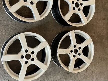 Литые диски R17 Sakura Wheels