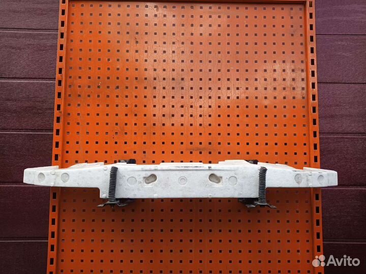 Передняя панель Mitsubishi Outlander 2