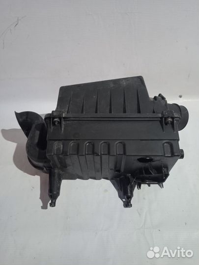 Корпус воздушного фильтра Ford Focus1 2003 г седан