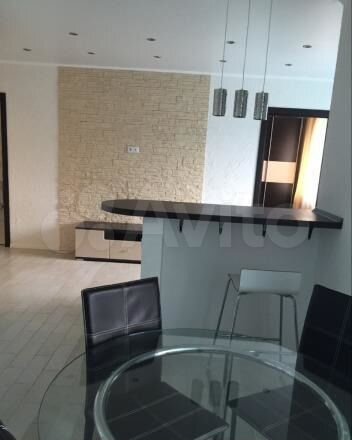 3-к. квартира, 60 м², 2/5 эт.