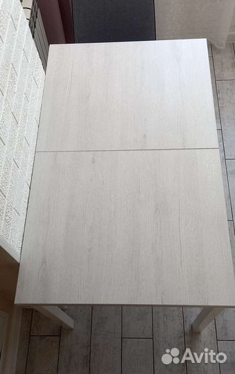 Кухонный стол