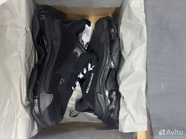 Кроссовки balenciaga triple s