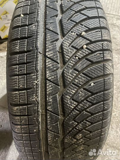 Michelin Pilot Alpin 235/50 R18