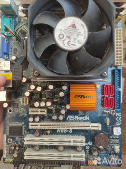 Материнская плата AMD в сборе