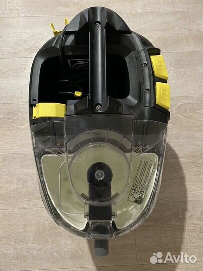 Моющий пылесос karcher Puzzi 8/1 C
