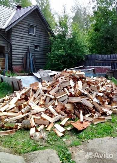 Дрова сухие навалом
