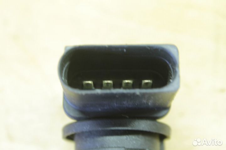 Катушка зажигания VW Skoda 03D905115F