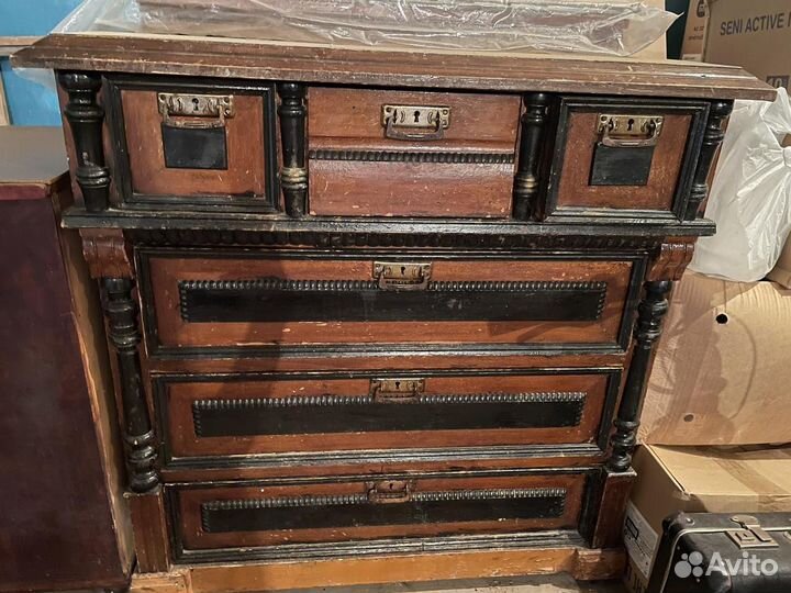 Комод старинный антикварный