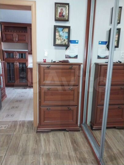 3-к. квартира, 100 м², 1/1 эт.