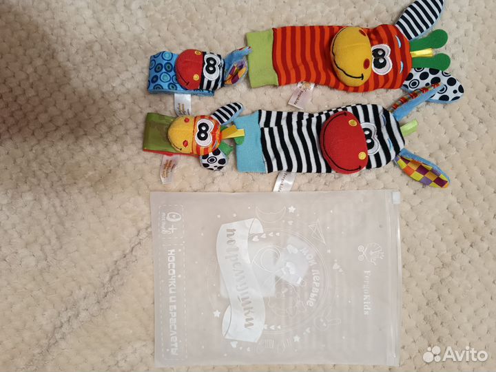 Ниблер новый и носочки погремушки новые