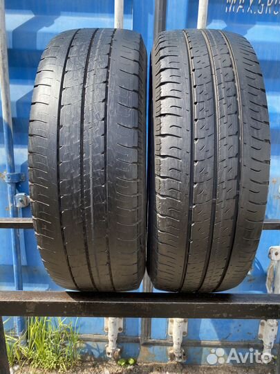 Goodyear EfficientGrip Cargo 215/70 R15C 107S