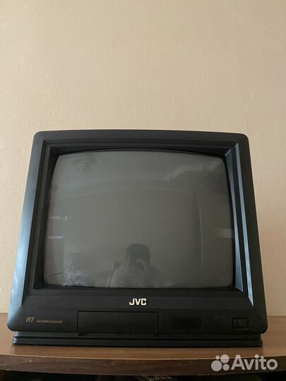 Телевизор JVC