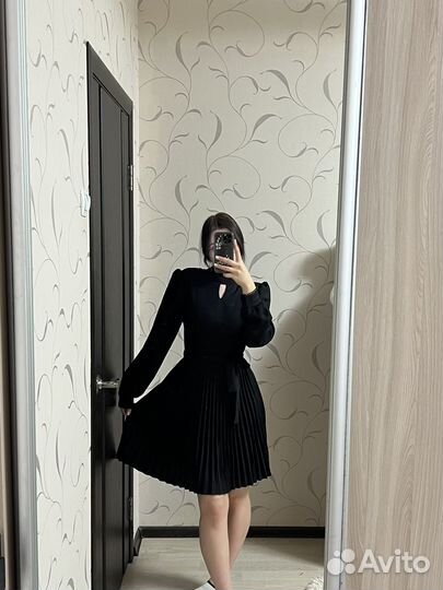 Платье женское нежное новое