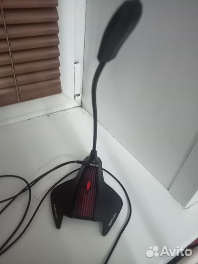 Микрофон TrustGaming