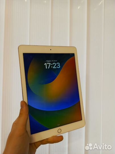 iPad Pro 9.7 Wi-Fi Идеал