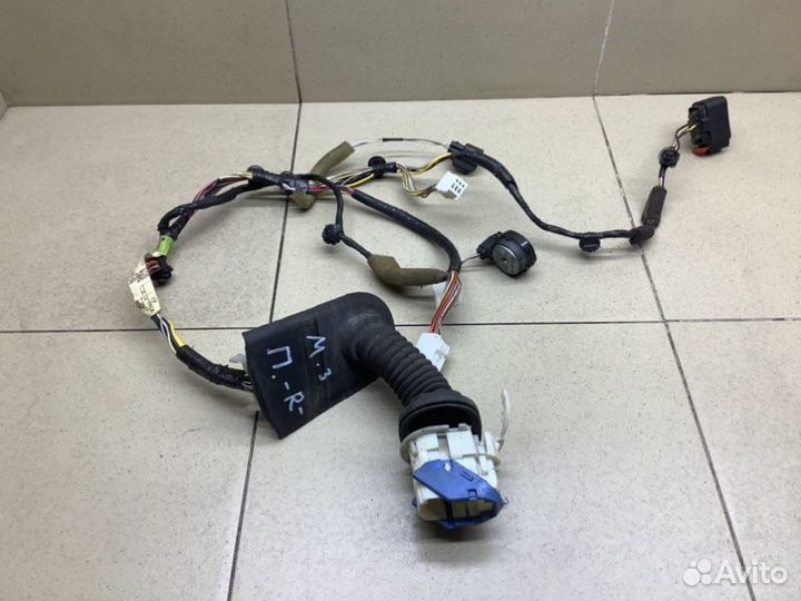 Проводка (коса) двери передняя правая Mazda 3 BK