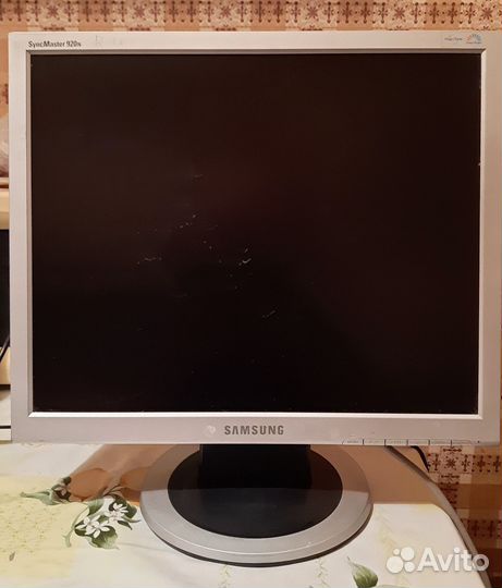 Монитор Samsung 710 N, 17 