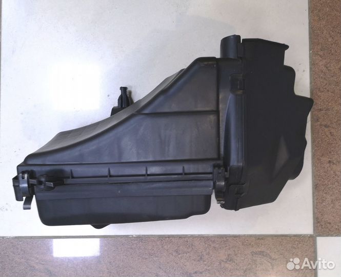 Корпус воздушного фильтра Nissan Teana J32R