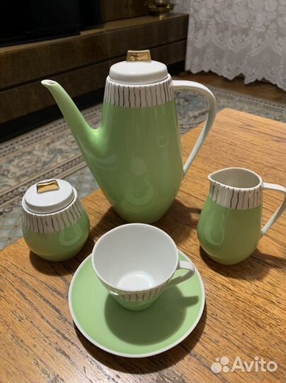 Кофейный сервиз гдр салатного цвета
