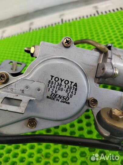 Моторчик стеклоочистителя задний Toyota Corolla
