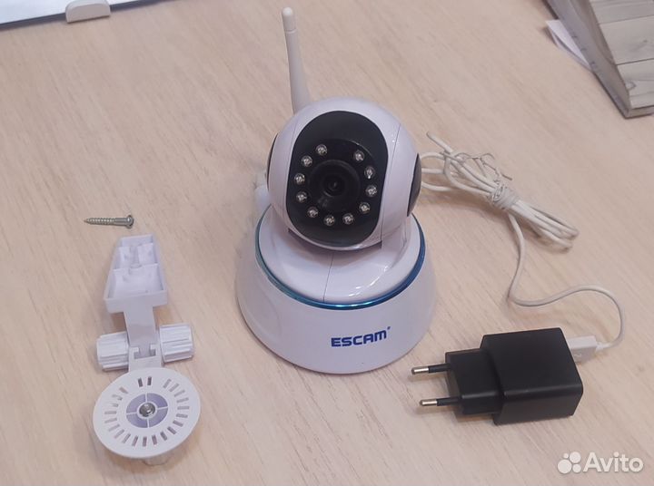 Escam QF002 IP Camera Камера видеонаблюдения