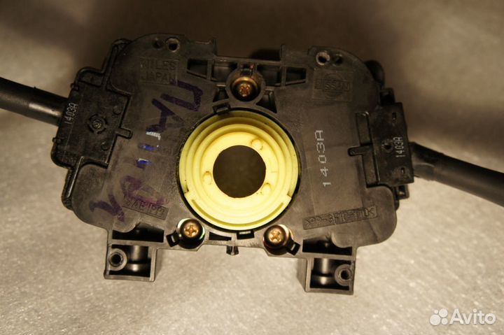 Nissan patrol Y61 Переключатель света и дворников