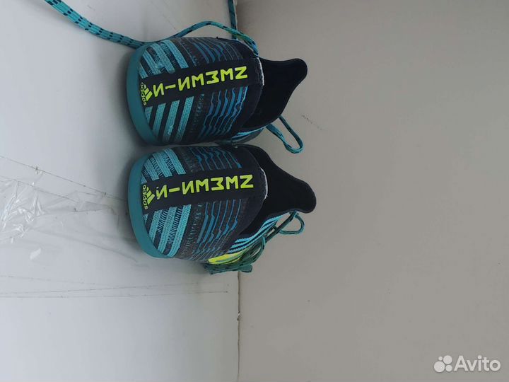 Бутсы adidas nemeziz 33 размер