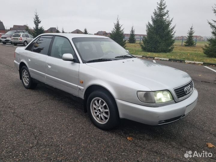 Audi A6 2.0 МТ, 1996, 250 000 км