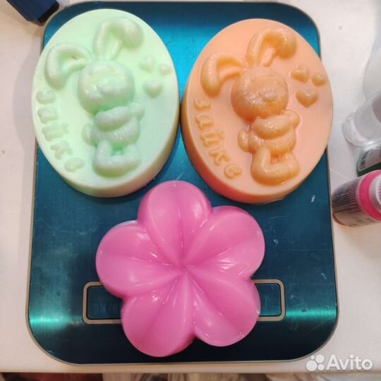 Делаю мыло ручной работы в подарок