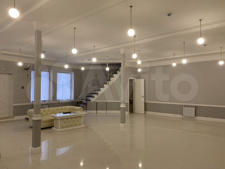Здание, 203.7 м²