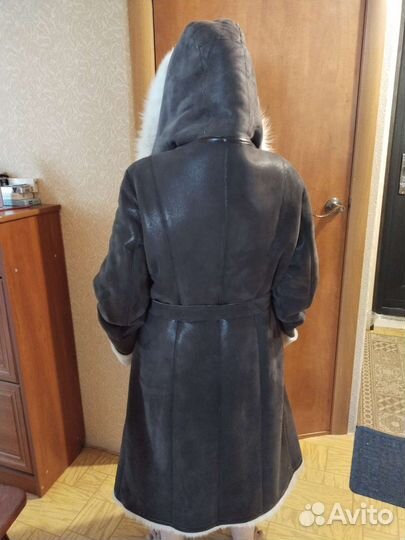 Дубленка полностью натуральная женская 52 размер