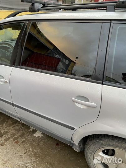 Дверь задняя L/R Фольксваген Пассат Б5 в сборе