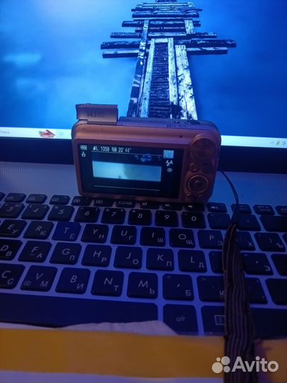 Цифровой фотоаппарат canon pc1468